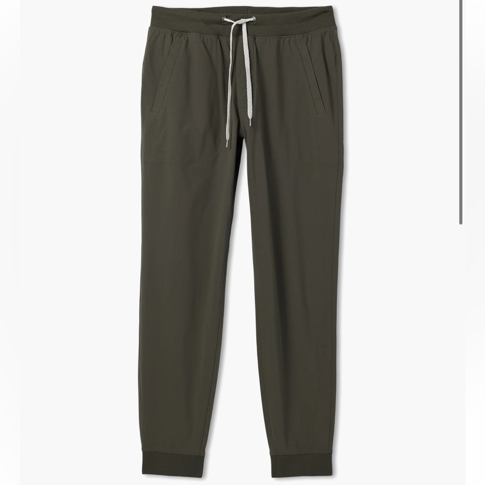 Vuori Men’s Green Meta Jogger Pants in Dark Oregano Size large